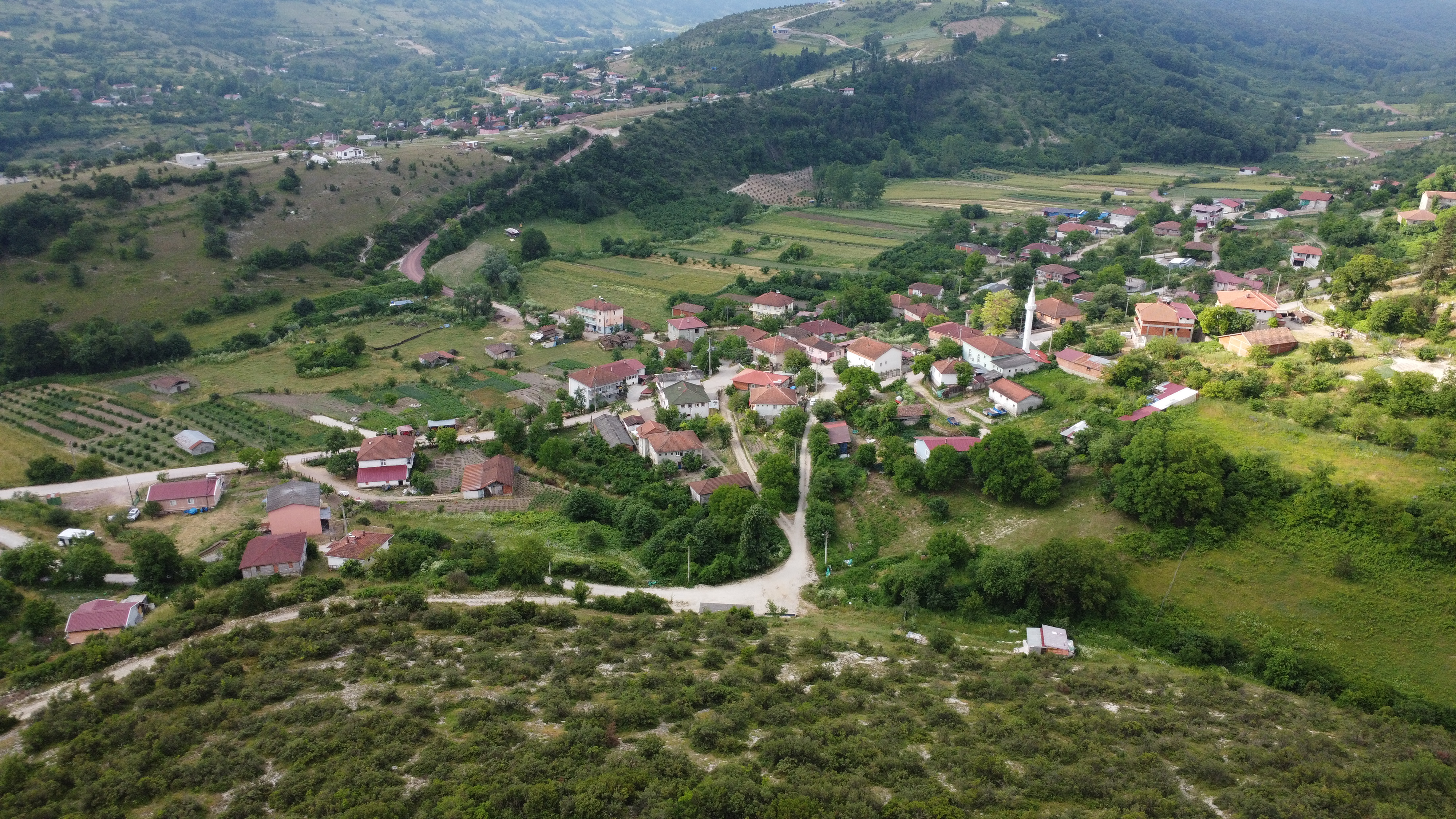 Kocaeli Kandıra Selametli Köyünde İmara 100 Metre Mesafede Satılık Tarla