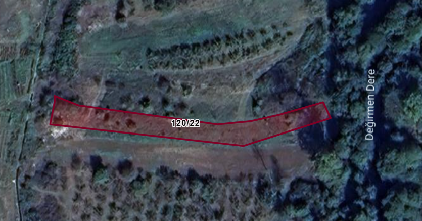 Kocaeli Kandıra Deliveli'de Satılık Dere Kenarında Tarla